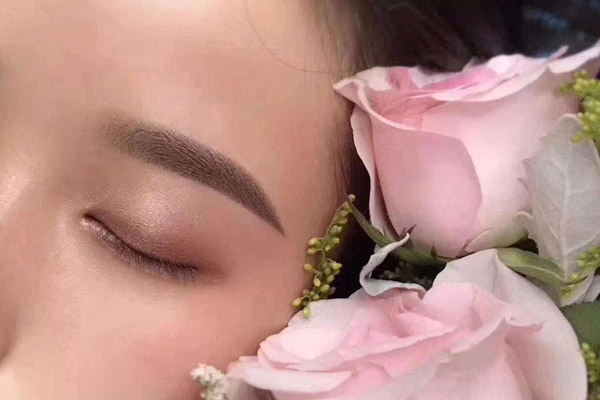 專業(yè)紋繡培訓(xùn)哪里好 專業(yè)紋繡培訓(xùn)哪里好