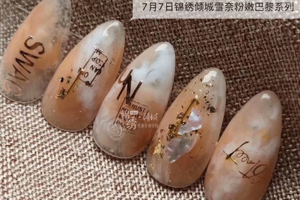 1623047195945608.gif 1.gif