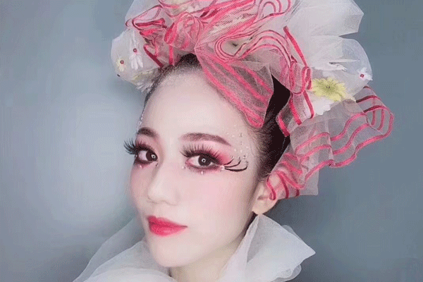 1623052386829663.gif 23.gif