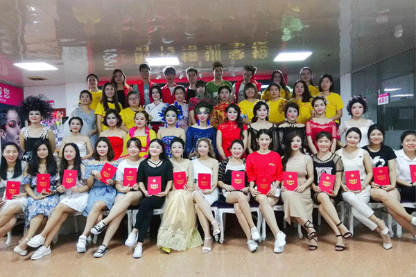 1639562136215023.gif 1.gif