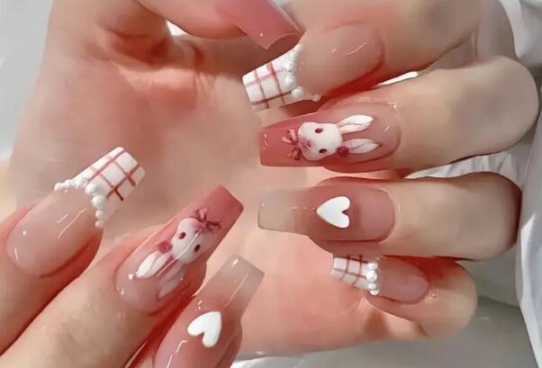 初學者學美甲前需了解的幾個要點_美甲培訓學校 初學者學美甲前需了解的幾個要點_美甲培訓學校